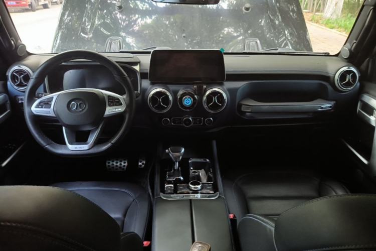 Used BAIC Off-Road BJ40 2019 PLUS 2.3T Automatic Four-Wheel Drive Premium Edition China VI Center Console