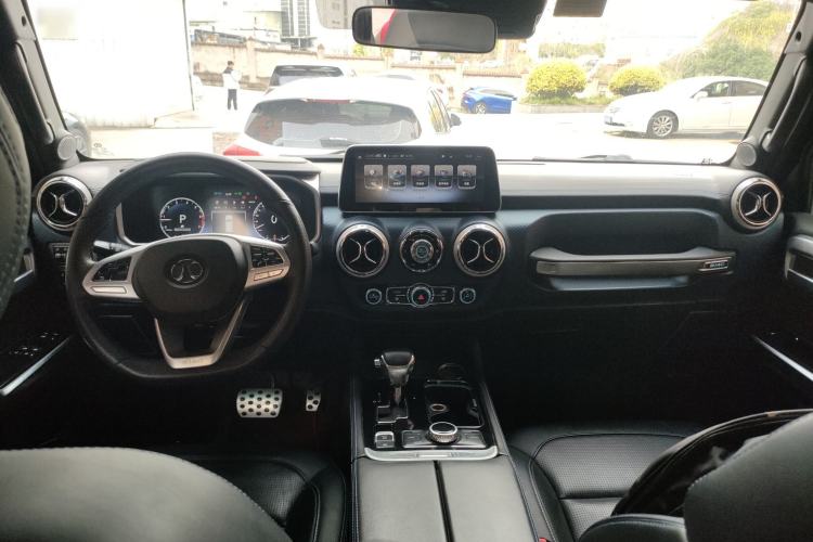 Used BAIC Off-Road BJ40 2019 PLUS 2.3T Automatic Four-Wheel Drive Premium Edition China VI Center Console