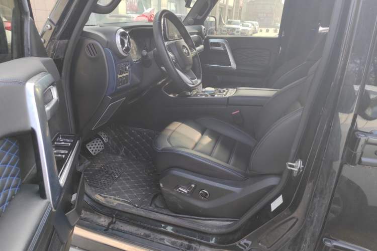 Used BAIC Off-Road BJ40 2019 2.3T Automatic Four-Wheel Drive Urban Hunter Edition Premium Model China VI Emission Standard Driver Seat