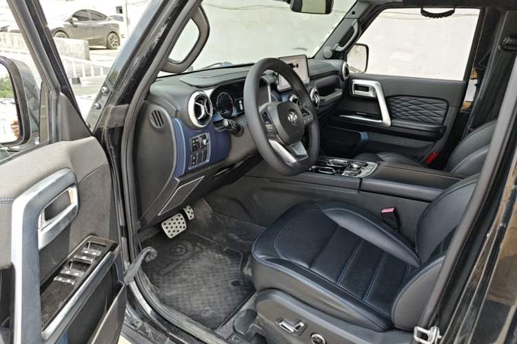 Used BAIC Off-Road BJ40 2019 PLUS 2.3T Automatic Four-Wheel Drive Premium Edition China VI Driver Seat