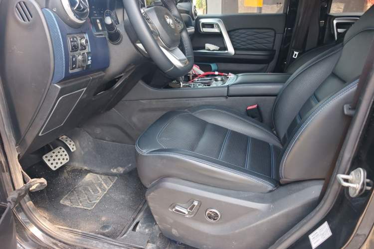 Used BAIC Off-Road BJ40 2019 PLUS 2.3T Automatic Four-Wheel Drive Premium Edition China VI Driver Seat