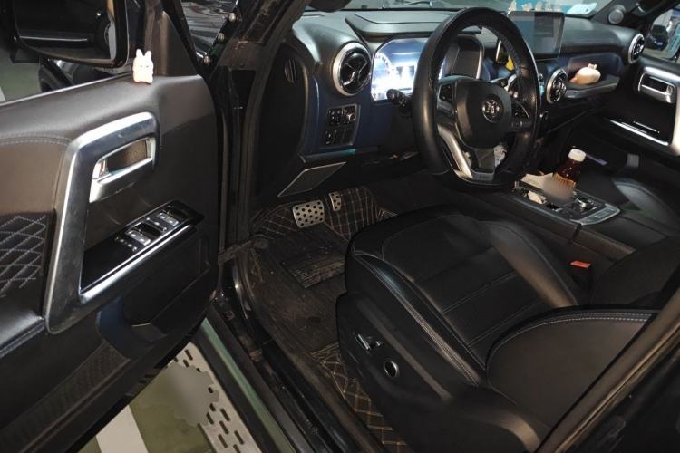 Used BAIC Off-Road BJ40 2019 PLUS 2.3T Automatic Four-Wheel Drive Flagship Edition China VI Emission Standard Driver Seat