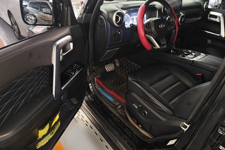 Used BAIC Off-Road BJ40 2019 2.3T Automatic Four-Wheel Drive Urban Hunter Edition Premium Model China VI Emission Standard Driver Seat