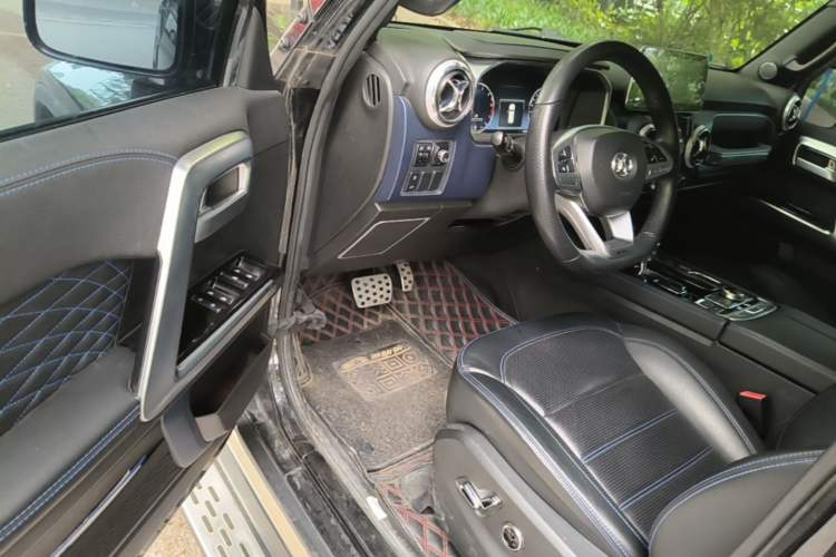 Used BAIC Off-Road BJ40 2019 PLUS 2.3T Automatic Four-Wheel Drive Premium Edition China VI Driver Seat
