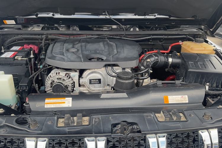 Used BAIC Off-Road BJ40 2019 PLUS 2.3T Automatic Four-Wheel Drive Premium Edition China VI Engine Bay