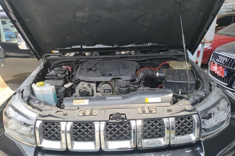 Used BAIC Off-Road BJ40 2019 PLUS 2.3T Automatic Four-Wheel Drive Premium Edition China VI Engine Bay