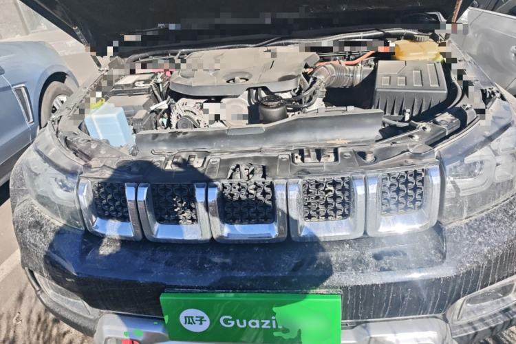 Used BAIC Off-Road BJ40 2019 2.3T Automatic Four-Wheel Drive Urban Hunter Edition Premium Model China VI Emission Standard Engine Bay