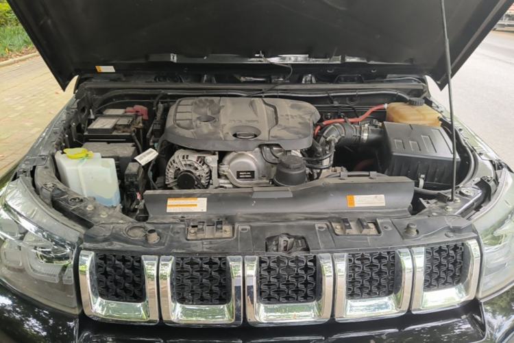 Used BAIC Off-Road BJ40 2019 PLUS 2.3T Automatic Four-Wheel Drive Premium Edition China VI Engine Bay