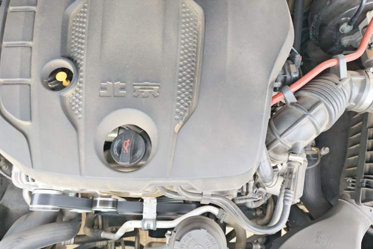 Used BAIC Off-Road BJ40 2019 PLUS 2.3T Automatic Four-Wheel Drive Premium Edition China VI Engine Bay