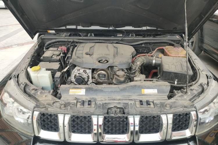 Used BAIC Off-Road BJ40 2019 PLUS 2.3T Automatic Four-Wheel Drive Premium Edition China VI Engine Bay
