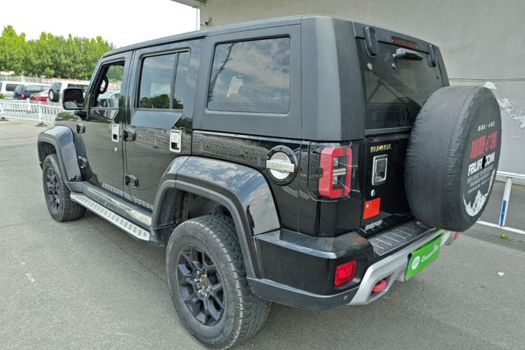 Used BAIC Off-Road BJ40 2019 PLUS 2.3T Automatic Four-Wheel Drive Premium Edition China VI Exterior 2