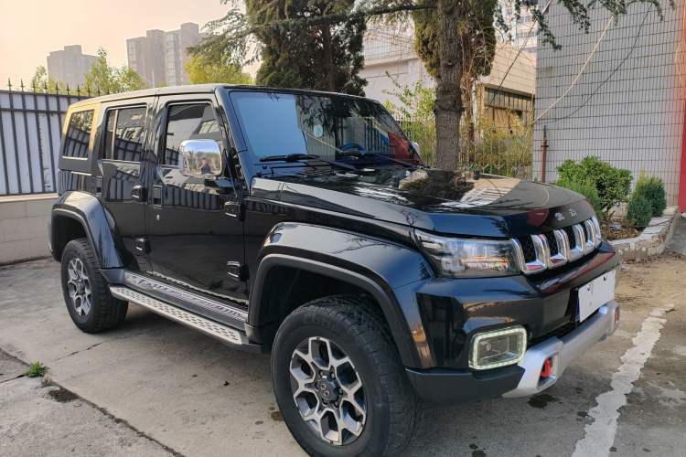 Used BAIC Off-Road BJ40 2019 PLUS 2.3T Automatic Four-Wheel Drive Premium Edition China VI Exterior 2