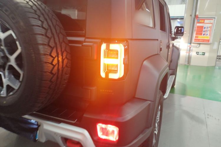 Used BAIC Off-Road BJ40 2019 PLUS 2.3T Automatic Four-Wheel Drive Premium Edition China VI Exterior 3