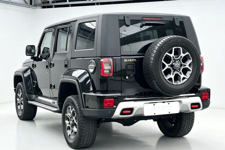 Used BAIC Off-Road BJ40 2019 PLUS 2.3T Automatic Four-Wheel Drive Premium Edition China VI Exterior 4