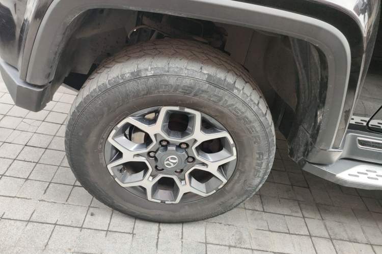 Used BAIC Off-Road BJ40 2019 PLUS 2.3T Automatic Four-Wheel Drive Premium Edition China VI Exterior 4