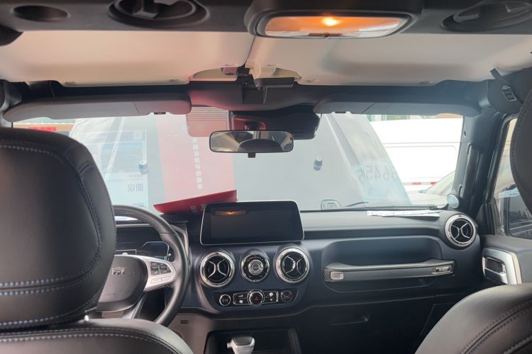 Used BAIC Off-Road BJ40 2019 PLUS 2.3T Automatic Four-Wheel Drive Premium Edition China VI Headliner