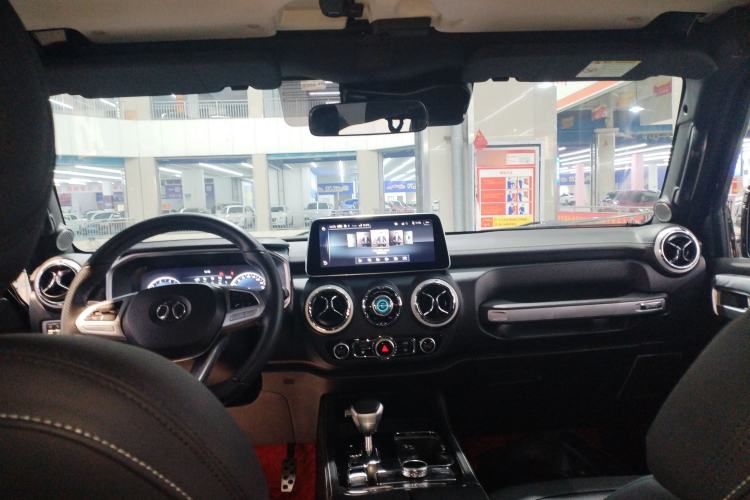 Used BAIC Off-Road BJ40 2019 PLUS 2.3T Automatic Four-Wheel Drive Premium Edition China VI Headliner