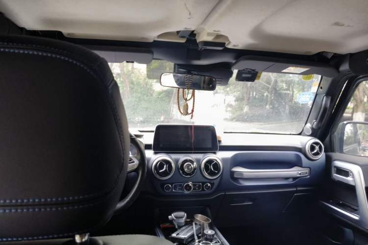 Used BAIC Off-Road BJ40 2019 PLUS 2.3T Automatic Four-Wheel Drive Premium Edition China VI Headliner