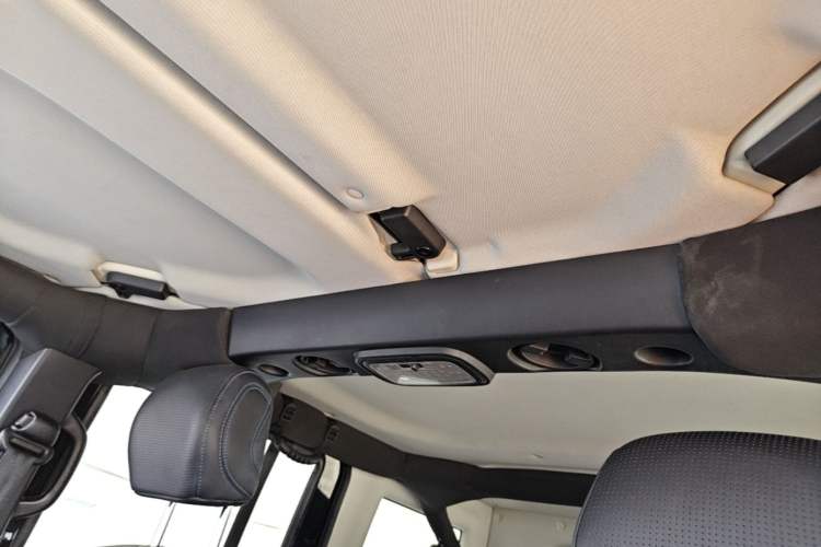 Used BAIC Off-Road BJ40 2019 PLUS 2.3T Automatic Four-Wheel Drive Premium Edition China VI Headliner