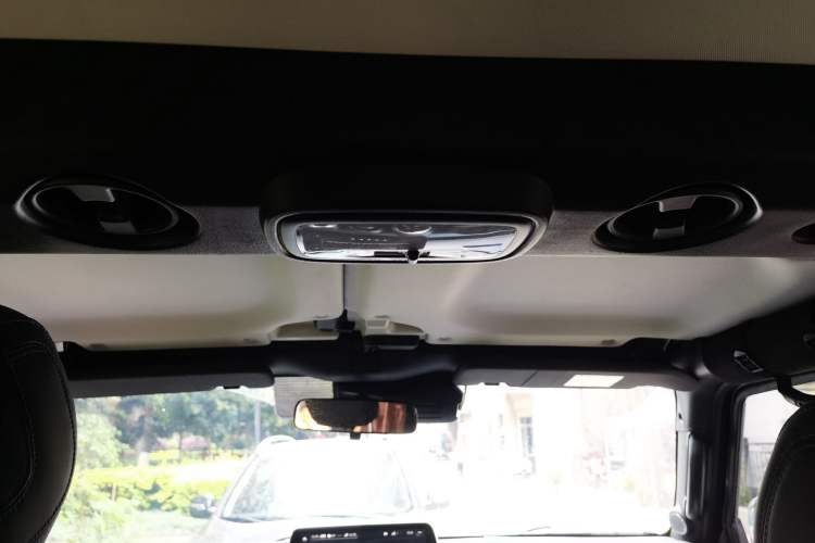 Used BAIC Off-Road BJ40 2019 PLUS 2.3T Automatic Four-Wheel Drive Premium Edition China VI Headliner