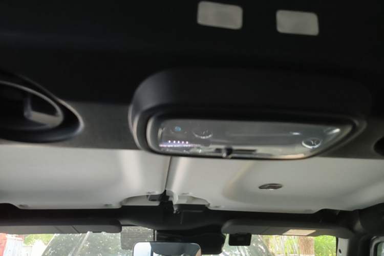 Used BAIC Off-Road BJ40 2019 PLUS 2.3T Automatic Four-Wheel Drive Premium Edition China VI Headliner