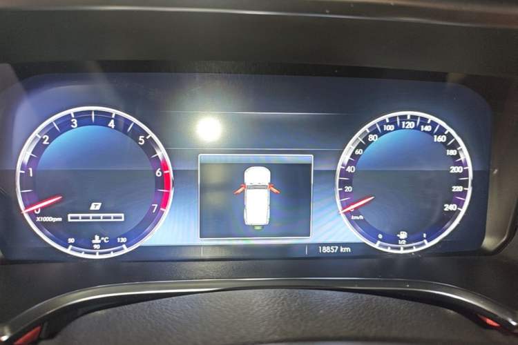 Used BAIC Off-Road BJ40 2019 2.0T Automatic Four-Wheel Drive Urban Hunter Edition Premium Model China V Emission Standard Instrument Cluster