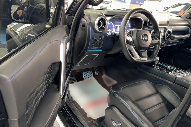 Used BAIC Off-Road BJ40 2019 PLUS 2.3T Automatic Four-Wheel Drive Flagship Edition China VI Emission Standard Interior 1