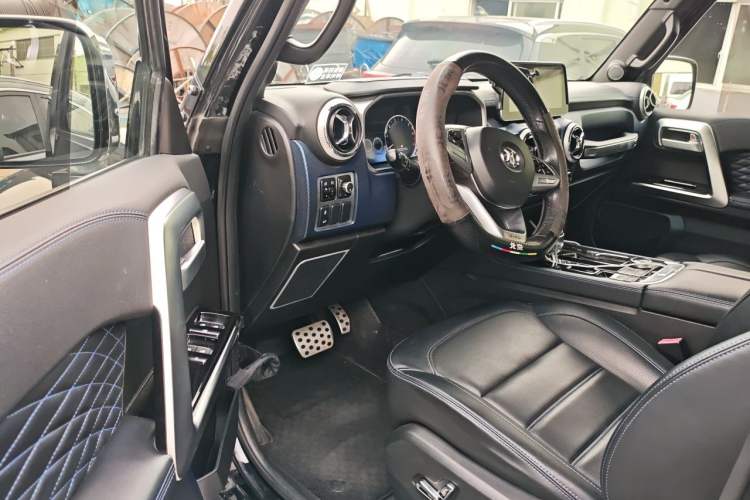 Used BAIC Off-Road BJ40 2019 PLUS 2.3T Automatic Four-Wheel Drive Premium Edition China VI Interior 3