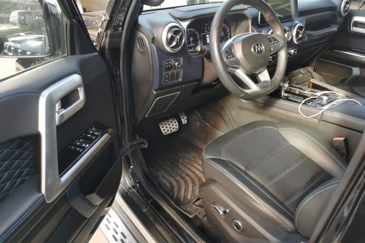 Used BAIC Off-Road BJ40 2019 PLUS 2.3T Automatic Four-Wheel Drive Premium Edition China VI Left Front Seat