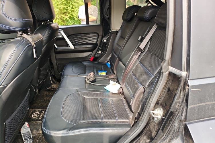 Used BAIC Off-Road BJ40 2019 2.0T Automatic Four-Wheel Drive Urban Hunter Edition Flagship Model China V Emission Standard Left Rear Seat