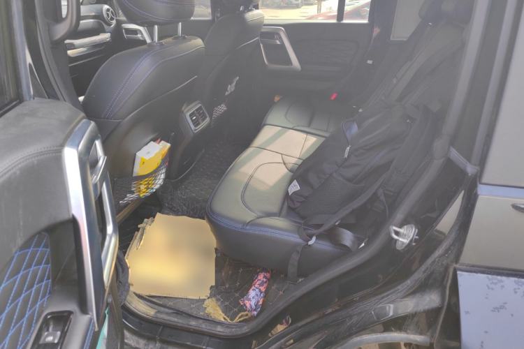 Used BAIC Off-Road BJ40 2019 2.3T Automatic Four-Wheel Drive Urban Hunter Edition Premium Model China VI Emission Standard Left Rear Seat