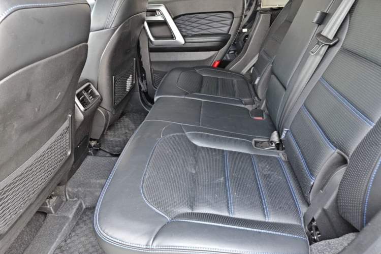 Used BAIC Off-Road BJ40 2019 PLUS 2.3T Automatic Four-Wheel Drive Premium Edition China VI Left Rear Seat