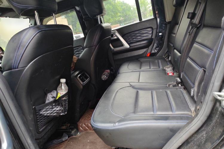 Used BAIC Off-Road BJ40 2019 2.0T Automatic Four-Wheel Drive Urban Hunter Edition Premium Model China V Emission Standard Left Rear Seat