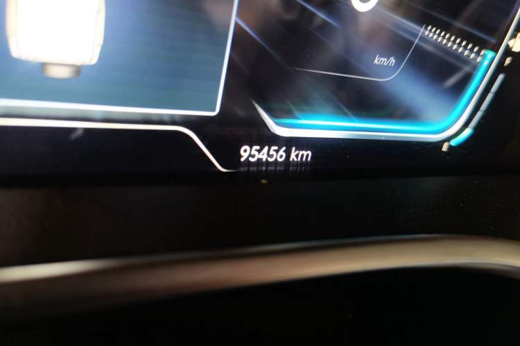 Used BAIC Off-Road BJ40 2019 PLUS 2.3T Automatic Four-Wheel Drive Premium Edition China VI Odometer Close Up