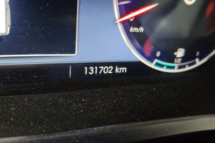 Used BAIC Off-Road BJ40 2019 2.3T Automatic Four-Wheel Drive Urban Hunter Edition Flagship Model China VI Emission Standard Odometer Close Up