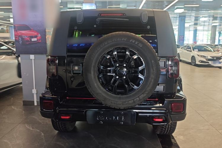 Used BAIC Off-Road BJ40 2019 2.0T Automatic Four-Wheel Drive Urban Hunter Edition Premium Model China V Emission Standard Rear