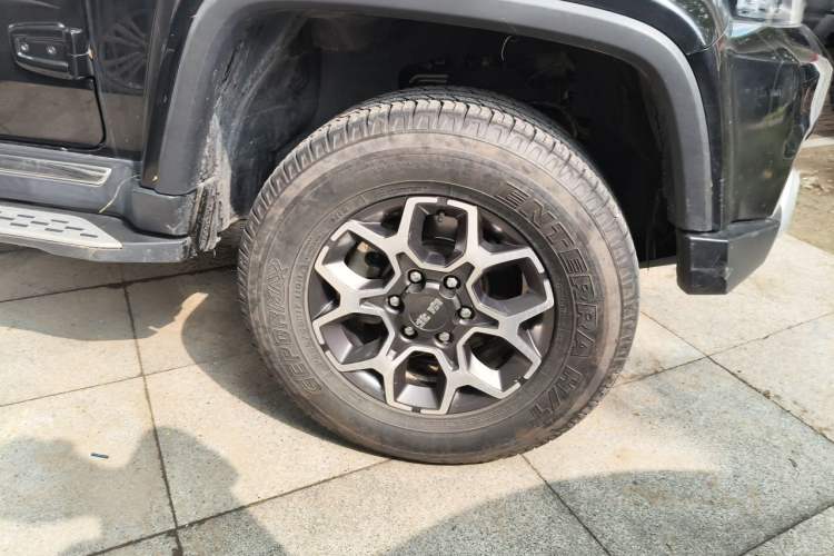 Used BAIC Off-Road BJ40 2019 PLUS 2.3T Automatic Four-Wheel Drive Premium Edition China VI Right Front Wheel Hub