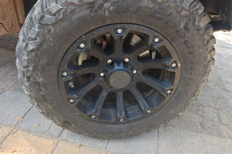 Used BAIC Off-Road BJ40 2019 PLUS 2.3T Automatic Four-Wheel Drive Premium Edition China VI Right Front Wheel Hub