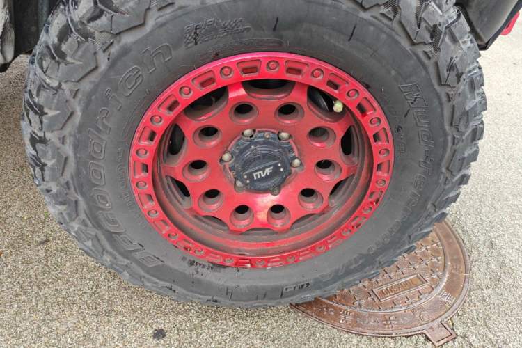 Used BAIC Off-Road BJ40 2019 2.0T Automatic Four-Wheel Drive Urban Hunter Edition Premium Model China V Emission Standard Right Front Wheel Hub