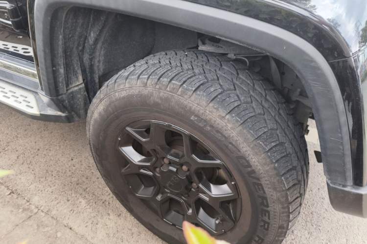 Used BAIC Off-Road BJ40 2019 PLUS 2.3T Automatic Four-Wheel Drive Premium Edition China VI Right Front Wheel Hub