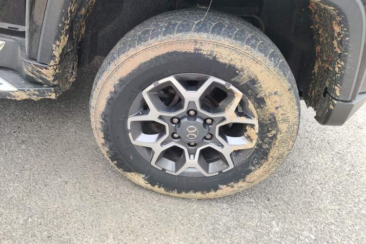 Used BAIC Off-Road BJ40 2019 PLUS 2.3T Automatic Four-Wheel Drive Premium Edition China VI Right Front Wheel Hub