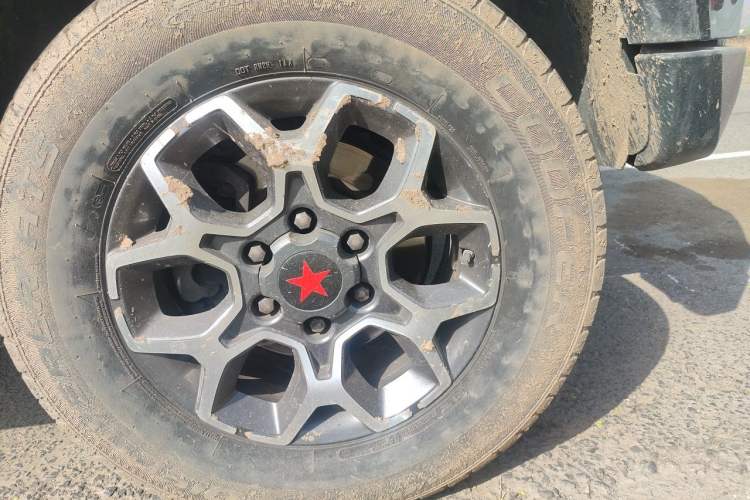 Used BAIC Off-Road BJ40 2019 PLUS 2.3T Automatic Four-Wheel Drive Premium Edition China VI Right Front Wheel Hub