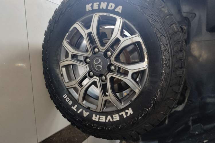 Used BAIC Off-Road BJ40 2019 2.3T Automatic Four-Wheel Drive Urban Hunter Edition Premium Model China VI Emission Standard Right Rear Wheel Hub