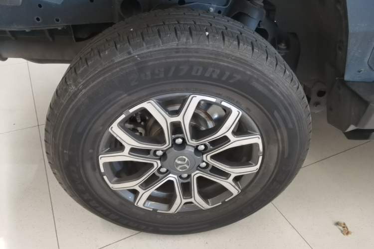 Used BAIC Off-Road BJ40 2019 2.3T Automatic Four-Wheel Drive Urban Hunter Edition Premium Model China VI Emission Standard Right Rear Wheel Hub