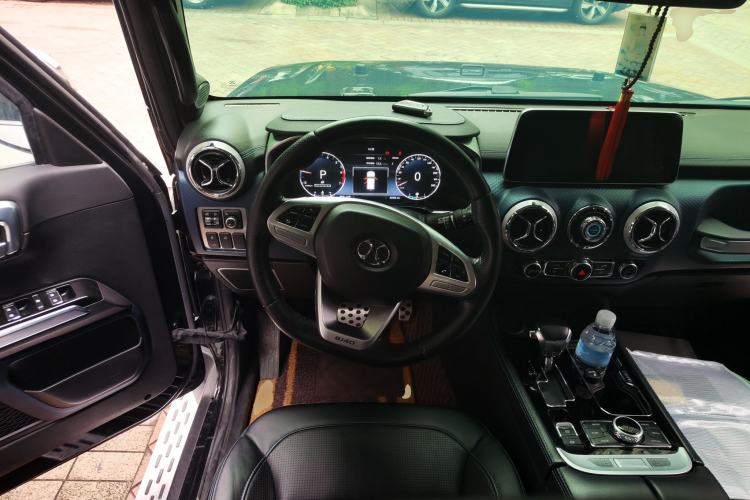 Used BAIC Off-Road BJ40 2019 2.3T Automatic Four-Wheel Drive Urban Hunter Edition Premium Model China VI Emission Standard Steering Wheel
