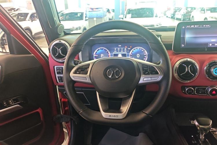 Used BAIC Off-Road BJ40 2019 2.0T Automatic Four-Wheel Drive Urban Hunter Edition Premium Model China V Emission Standard Steering Wheel