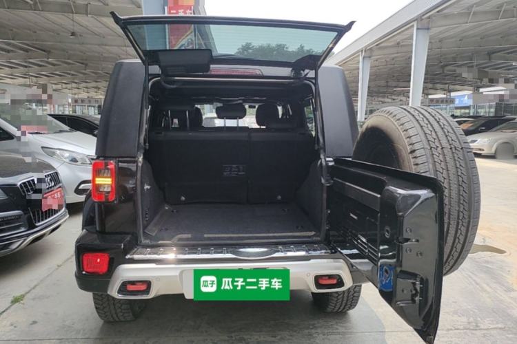 Used BAIC Off-Road BJ40 2019 PLUS 2.3T Automatic Four-Wheel Drive Premium Edition China VI Trunk