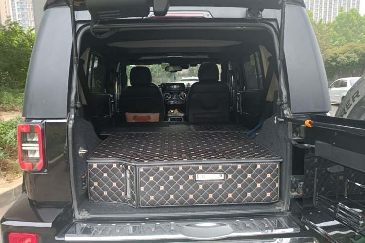 Used BAIC Off-Road BJ40 2019 PLUS 2.3T Automatic Four-Wheel Drive Flagship Edition China VI Emission Standard Trunk