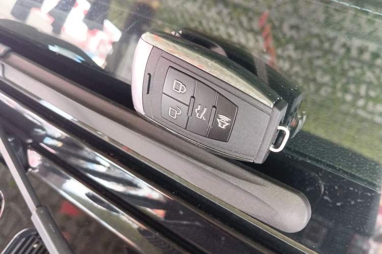 Used BAIC Off-Road BJ40 2019 PLUS 2.3T Automatic Four-Wheel Drive Premium Edition China VI Vehicle Key