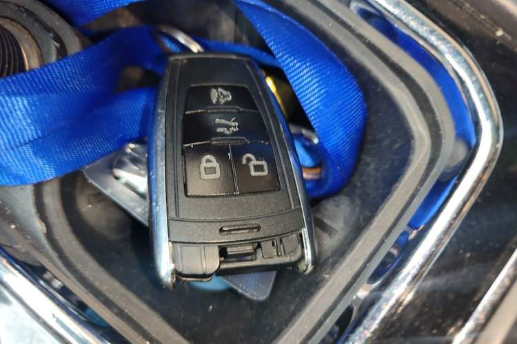 Used BAIC Off-Road BJ40 2019 PLUS 2.3T Automatic Four-Wheel Drive Premium Edition China VI Vehicle Key